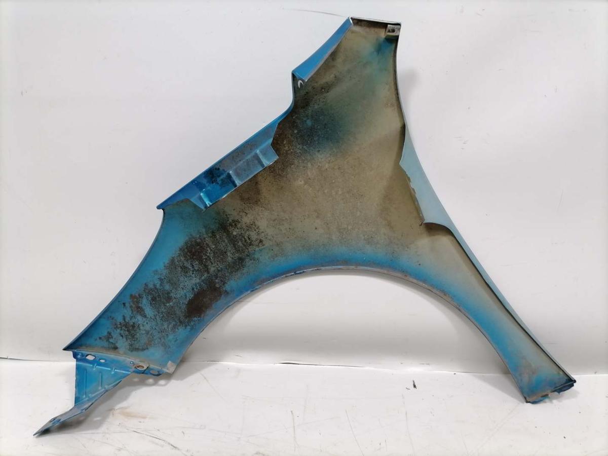 Peugeot 207 original Kotfl&uuml;gel vorn rechts KMU Blaumetallic Bj.2008